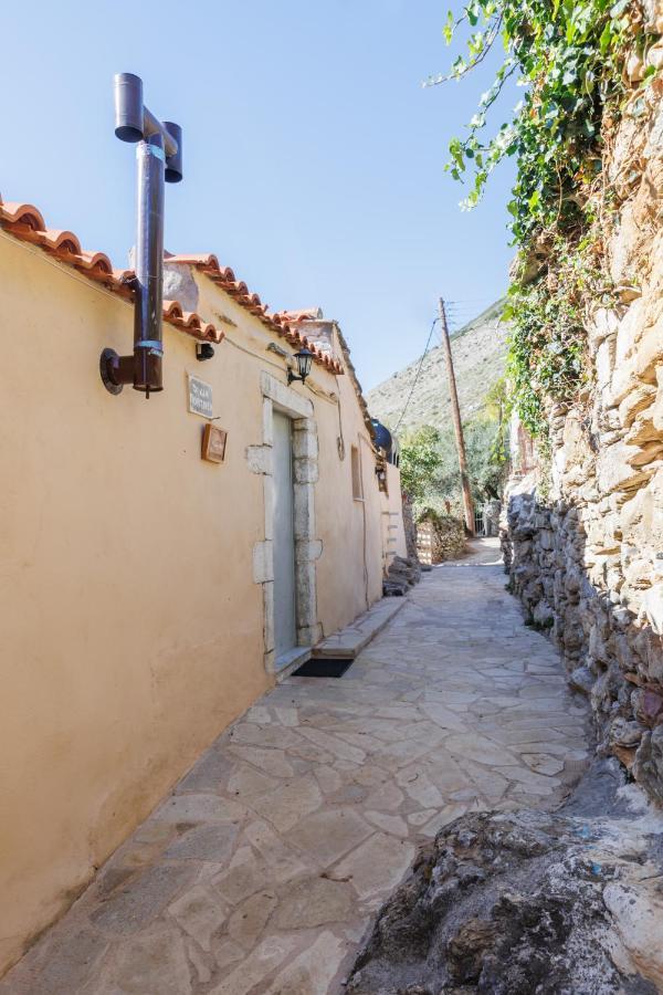 Villa Somatiana- Traditional Stone House , West Mani Thalámai المظهر الخارجي الصورة